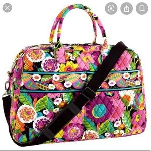 Very Bradley Weekender in Vava Bloom